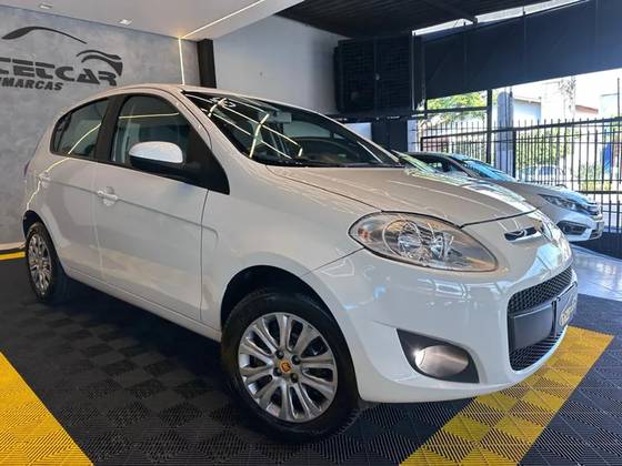 FIAT PALIO 1.6 MPI ESSENCE 16V FLEX 4P MANUAL